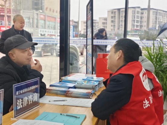 遂宁市安居区举行返乡回流人员专场招聘会(图1)