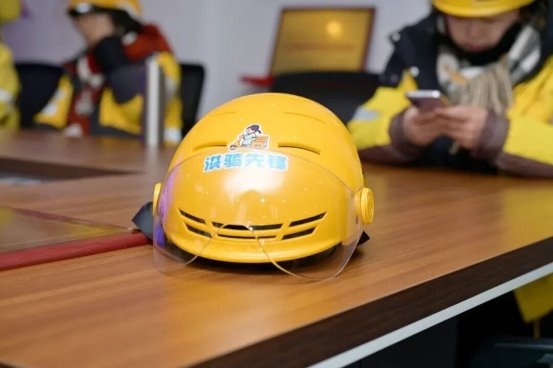 四川射洪“洪骑先锋”：骑手变“探头”，织密城市安全网(图1)