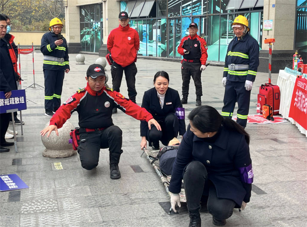共筑防线·守护家园|多小区消防应急综合演练活动 (图5)