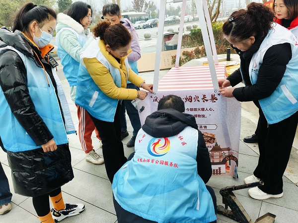 天回镇街道杜家碾社区驿站功能优化共创行动 方寸焕新传文脉(图5)