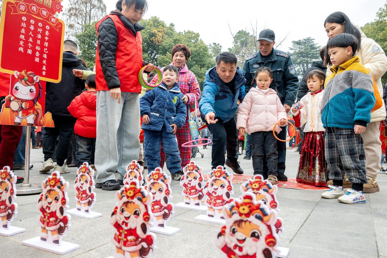 多彩活动迎新春(图2)