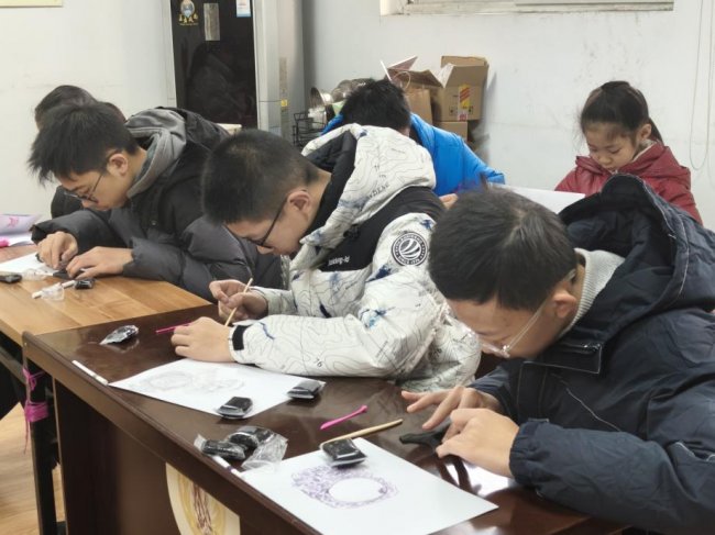 校社同心筑阵地，砚韵共生传文脉——川农环院与社区共建合川峡砚非遗传承新平台(图2)