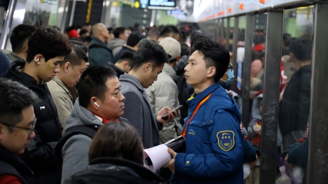 节后返程客流。成都轨道集团供图