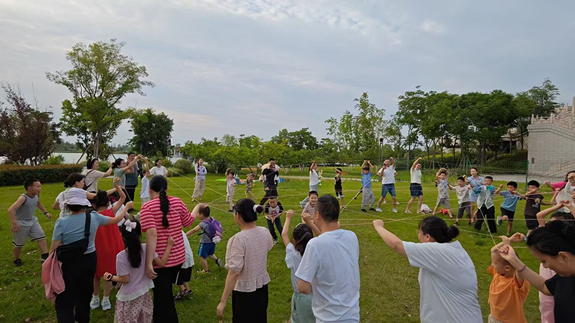 龙泉驿区东安街道聚和社区探索“儿童带动家庭、家庭撬动社区”治理新路径(图3) 图片12.png