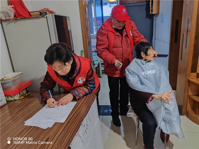 情暖夕阳·爱润陵川 陵川社区“老有所助·惠益陵川”关怀行动成效显著(图6) 情暖夕阳·爱润陵川 陵川社区“老有所助·惠益陵川”关怀行动成效显著(图6)