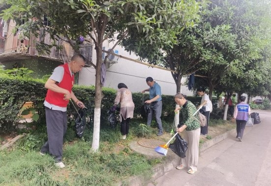 “小行动”催生“大治理”：看陵川社区如何用“居民力量”重塑家园新貌(图2)