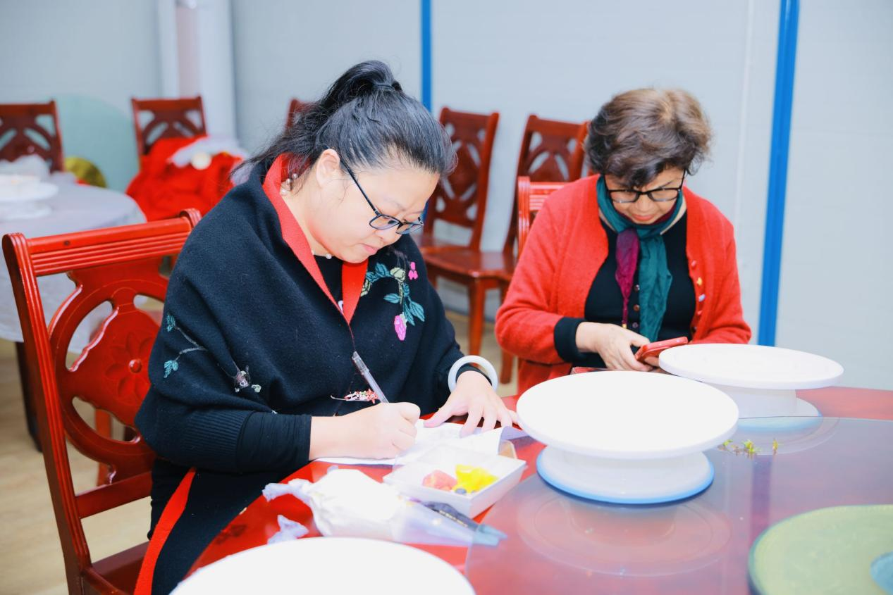 甜蜜“食”光 幸福加“焙”|明光社区开展烘焙技能沙龙活动(图3)