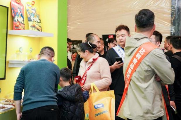 闪耀糖酒会，焕新向未来：黄老五2026糖酒会圆满收官(图6)