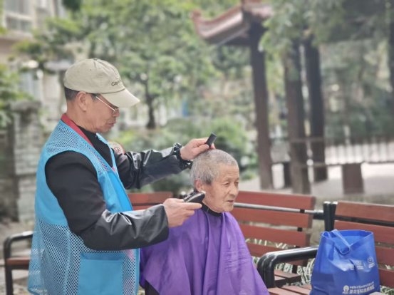 龙泉街道驿河社区举办“绿动春天·碳索未来”驿河社区骑行挑战赛(图2) 龙泉街道驿河社区举办“绿动春天·碳索未来”驿河社区骑行挑战赛(图2)