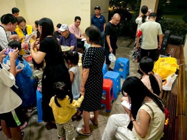 趣议睦邻·筑暖家园——木龙湾社区龙湾御府从“陌邻”到“睦邻”的网格营建实践(图2) 趣议睦邻·筑暖家园——木龙湾社区龙湾御府从“陌邻”到“睦邻”的网格营建实践(图2)