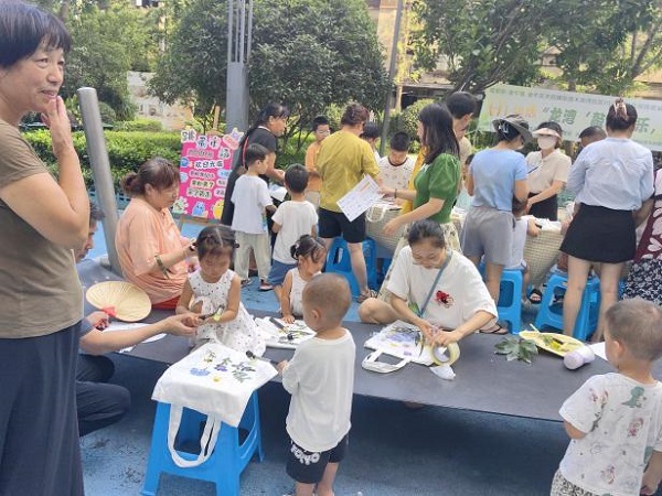 趣议睦邻·筑暖家园——木龙湾社区龙湾御府从“陌邻”到“睦邻”的网格营建实践(图11) 趣议睦邻·筑暖家园——木龙湾社区龙湾御府从“陌邻”到“睦邻”的网格营建实践(图11)