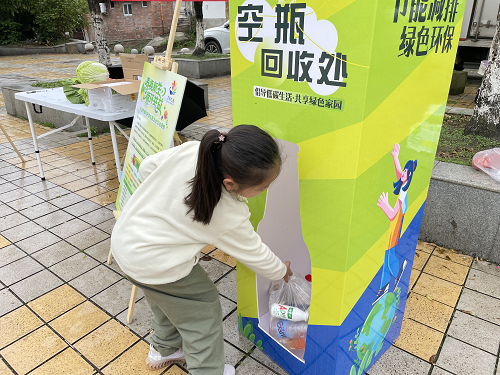 新兴街道孔雀村举行“春换新生·循环供益”孔雀村绿色环保主题活动(图5) 图片5.png