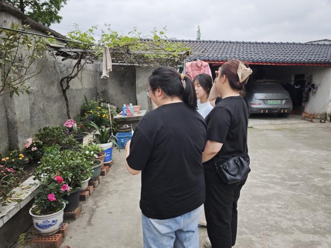 以庭院“小美”促乡村“大美”  ——洪川村“最美庭院”评选活动圆满完成(图4)