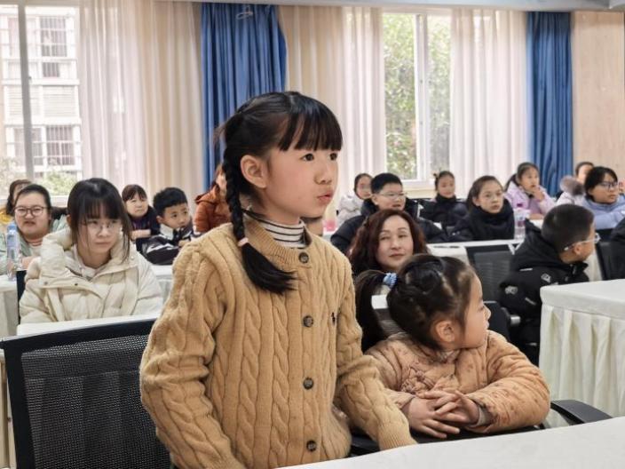 培训强根基 实践展风采  ——抚江社区“小小讲解员”赋能培训活动圆满收官(图2)