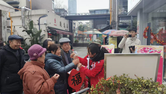 邻里换出“新活法”，老街坊过上“新生活” ——成华区水碾河路北社区的“拾光换享”治理记(图1)