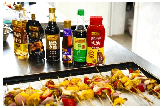 薪火相传十五载，“心”光不负少年时——李锦记希望厨师让善意双向奔赴(图3)