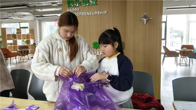 以爱赋能沟通 共育温暖家庭|“让爱住我家”亲子成长小组活动(图1) 以爱赋能沟通 共育温暖家庭|“让爱住我家”亲子成长小组活动(图1)