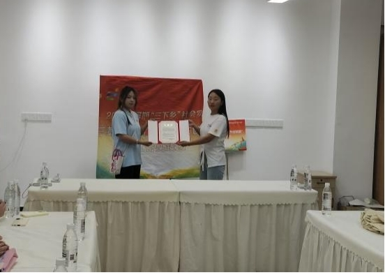 绿色创想 美育一夏 ——柳河社区暑假美育活动圆满落幕(图4) 绿色创想 美育一夏 ——柳河社区暑假美育活动圆满落幕(图4)