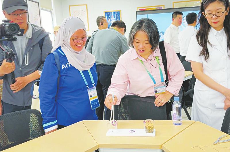 在四川参访人工智能 嘉宾们有哪些“想不到”(图2)