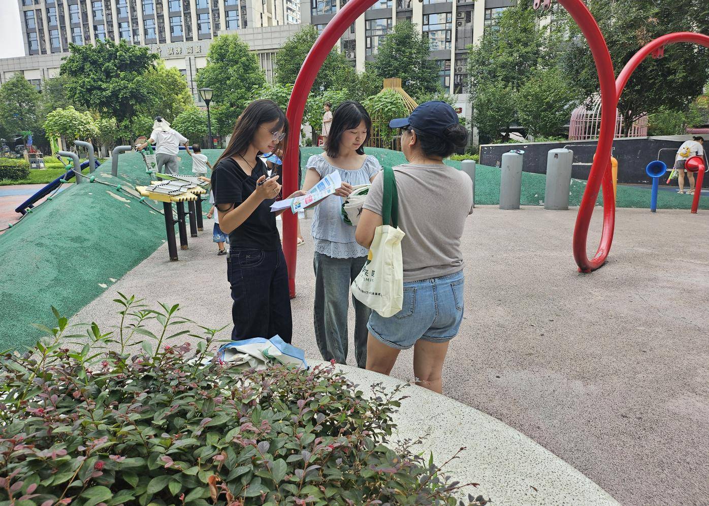 “分类引航人,引领新风尚” 长安路社区环保家庭评选行动行动 (图3) 文章配图-1