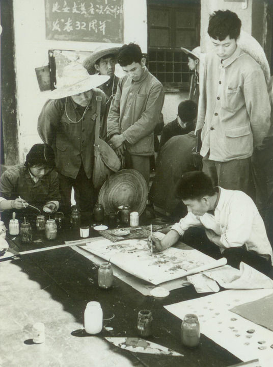 农民画描绘七十载乡村蝶变(图8)